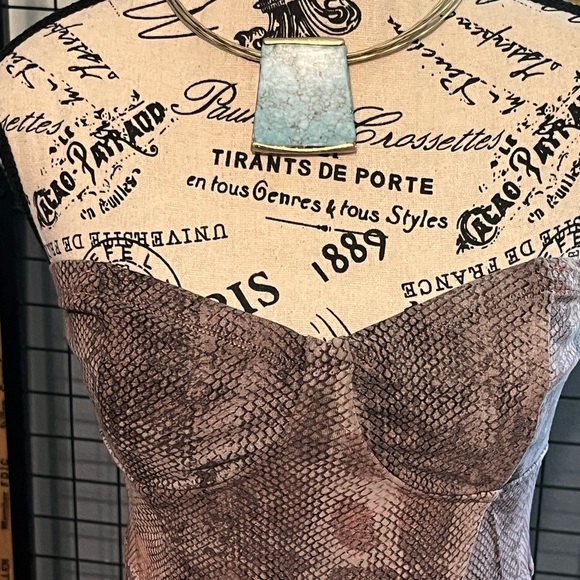 TALULAH Pink and Gray Patterned Mini Dress - Picture 8 of 9